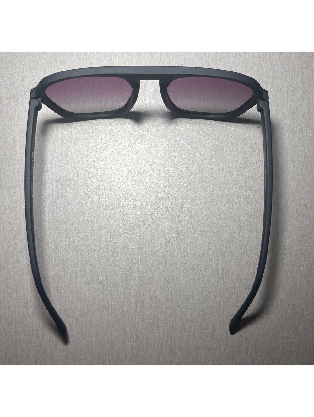 GOODR Sunglasses Retro G Blue Frames Deja Vu Daydream Purple Lenses Sunnies - Picture 6 of 9